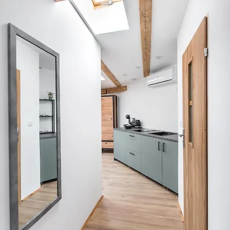 Apartment Mikolowska 2